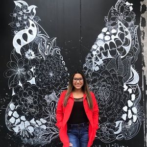 Meet your Posher, Alexandra